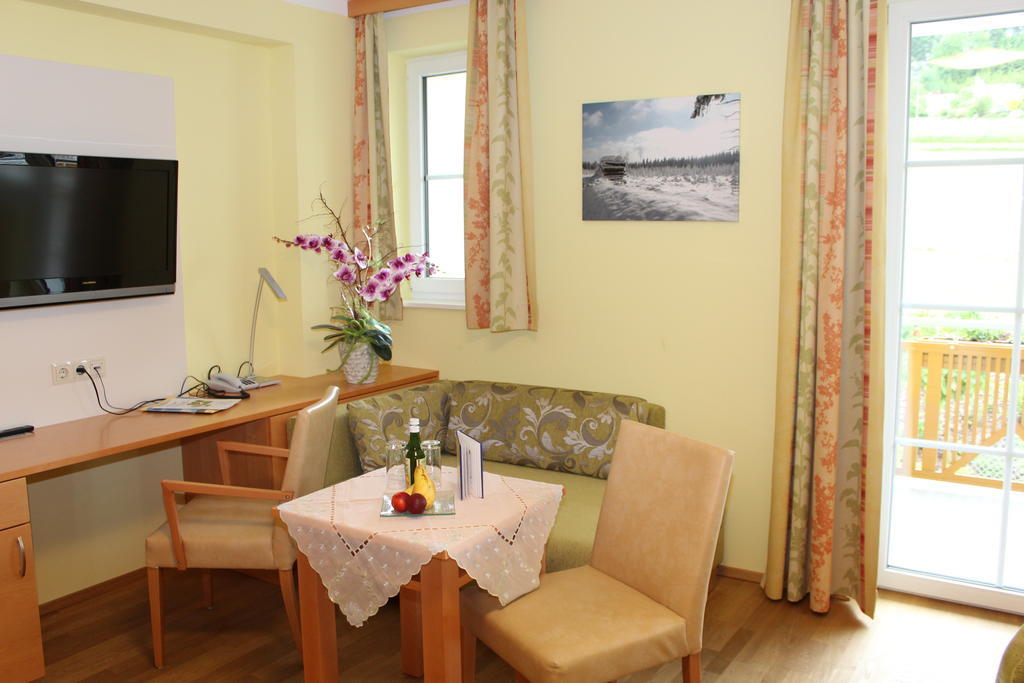 Gasthof-Pension Nordwald Harbach  Quarto foto
